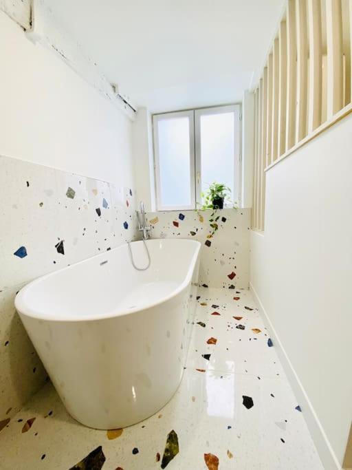 Le Pop Apartment *